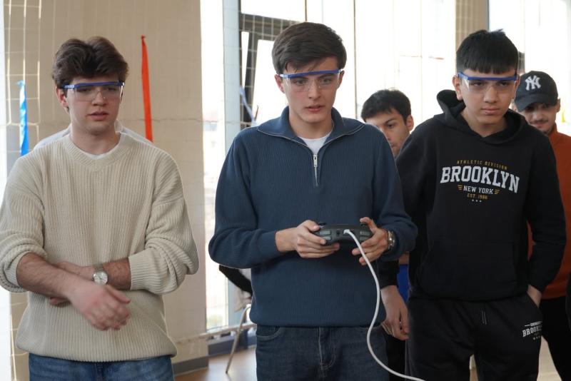 “VEX V5 Robotics Competition” və “VEX IQ Competition” üzrə respublika turniri keçirilib