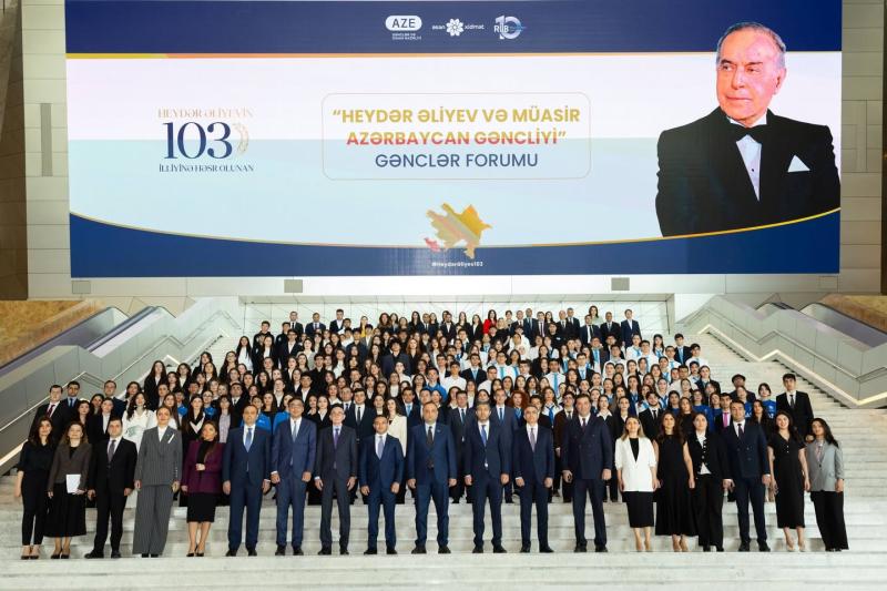 “Heydər Əliyev və müasir Azərbaycan gəncliyi” mövzusunda gənclər forumu təşkil olunub.